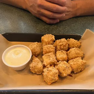 chicken wings and fried chicken