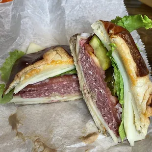 Smokey Sandusky Sandwich