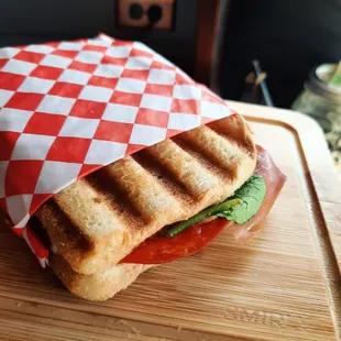 Prosciutto panini