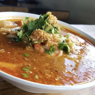 Tom Yum Noodle Soup