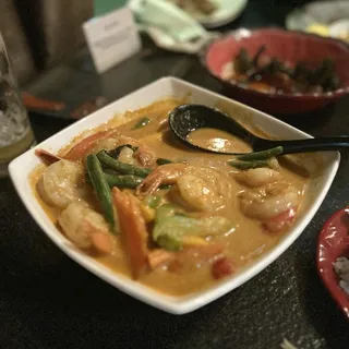Mango Shrimp Panang Curry (Gluten-Free)