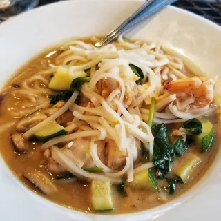 Paris in Saigon Bowl with Rice Noodles
