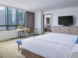 The Marquette Hotel, Curio Collection by Hilton