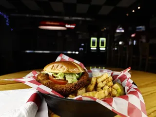 Mike's Speedway Lounge