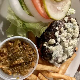 Blue cheese burger (+ pickled veggie spread for $1)