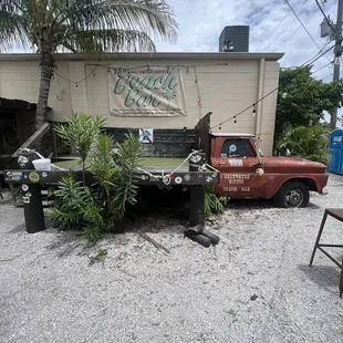 Truck stage