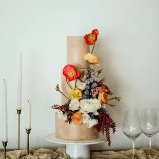 Wedding + celebration cakes and cupcakes, cottage bakery