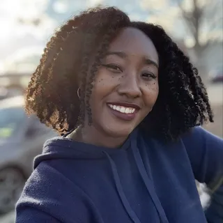 Ashleigh B.