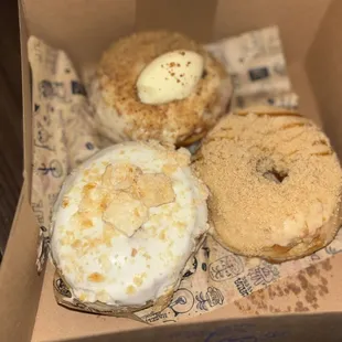 Guava&amp;Cheese, Butterbeer, Gingerbread French Toast