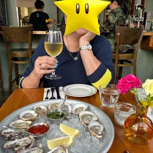 Great oyster, great atmosphere!
