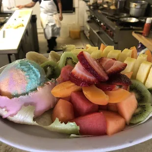 Fruit salad with sherbet