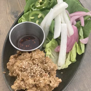 Curry pork lettuce wraps
