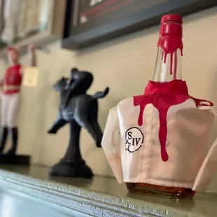 Mantle in the Keeneland room