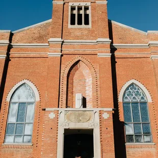 Heather and Chris
Photos by Brewer Photography Studio