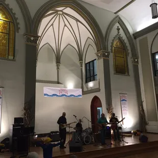 Acoustics are perfect at the Bend in the River Festival. Love this space!