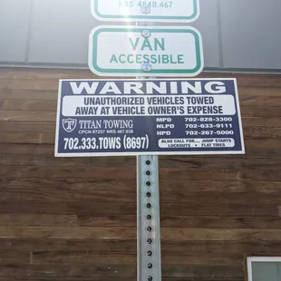 doesn't even have arrows or say that it's also for the spots across