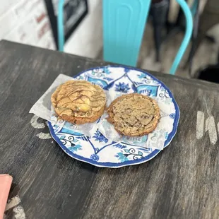 Campfire Crunch Cookie, Chocolate Chunk Cookie