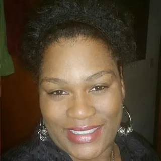 Roshanna M.
