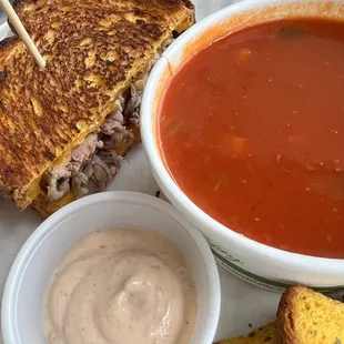 Tomato Basil Soup