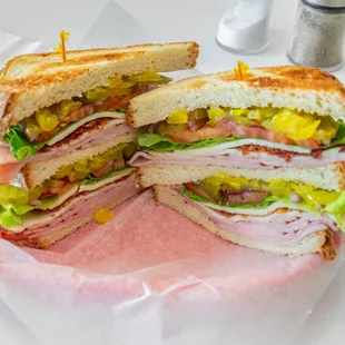 #31- The Country Club
Turkey, ham, bacon, monterey jack(Triple decker)