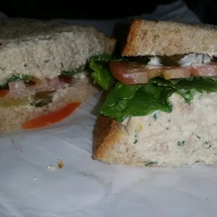 This is a cold tuna (albacore) and sliced wheat delicious! Best tuna sandwich I've had in awhile