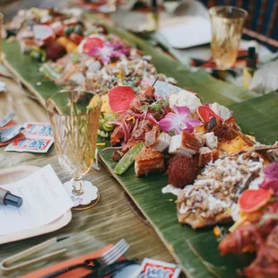 Kamayan wedding catering :)