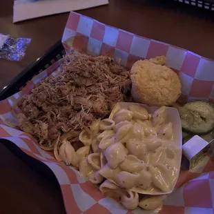 food, ramen and noodles