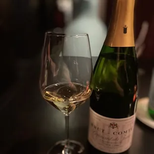 Domaine Hubert Clavelin Cremant du Jura Brut Comte.