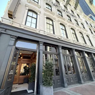Outside of The Sazerac House (pic taken in 09/27/2024)