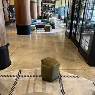 Such a classy lobby