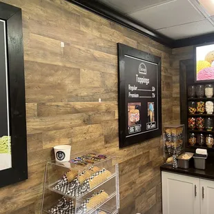 Toppings menu and cones