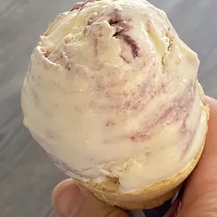 Marion berry pie ice cream