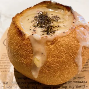 Clam chowder in bread bowl