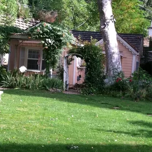 The Peach cottage offers more space and privacy.