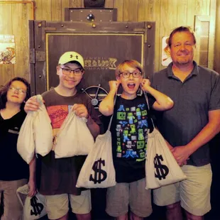 These brainiacs made it through with flying colors