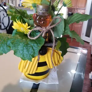 The product that was delivered. (Kroger honey)
