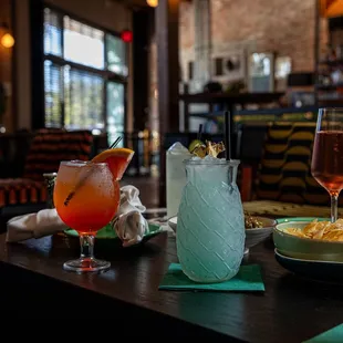 Table setting with bar in background