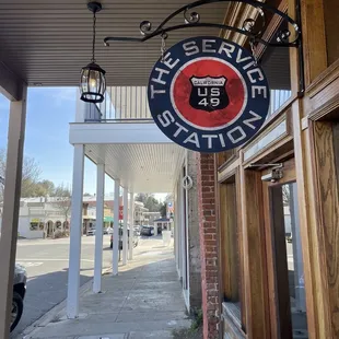 a sign for the restaurant