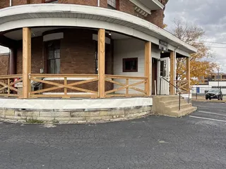 Happy Hollow Inn No 1