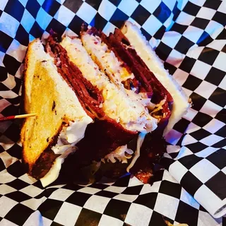 1242. Pastrami Reuben Sandwich