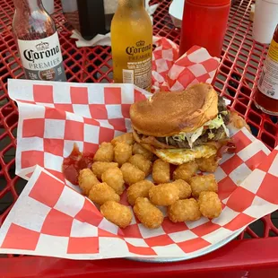 Macho burger