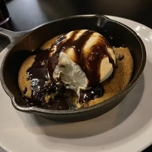 Cast iron cookie