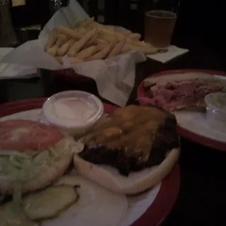 Shamrock Cheeseburger