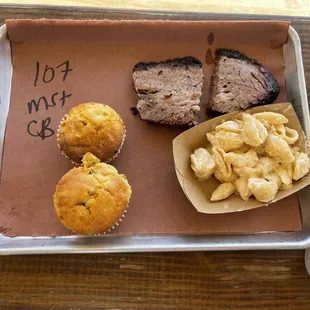 Brisket with Mac and cheese and jalapeño cornbread