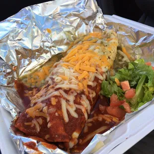 Chorizo breakfast burrito, Christmas style