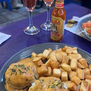 Eggs Benedict