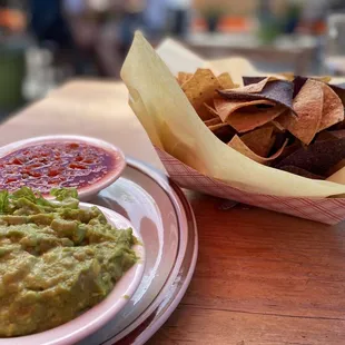 House Guacamole , Salsa &amp; Tortilla Chips