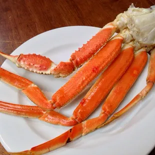 Got some crab legs to put on my scallop sliders