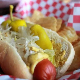 A classic- NY street dog. ..