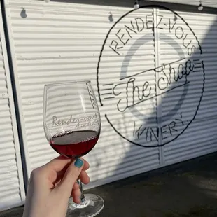 Love garage-y aesthetic!